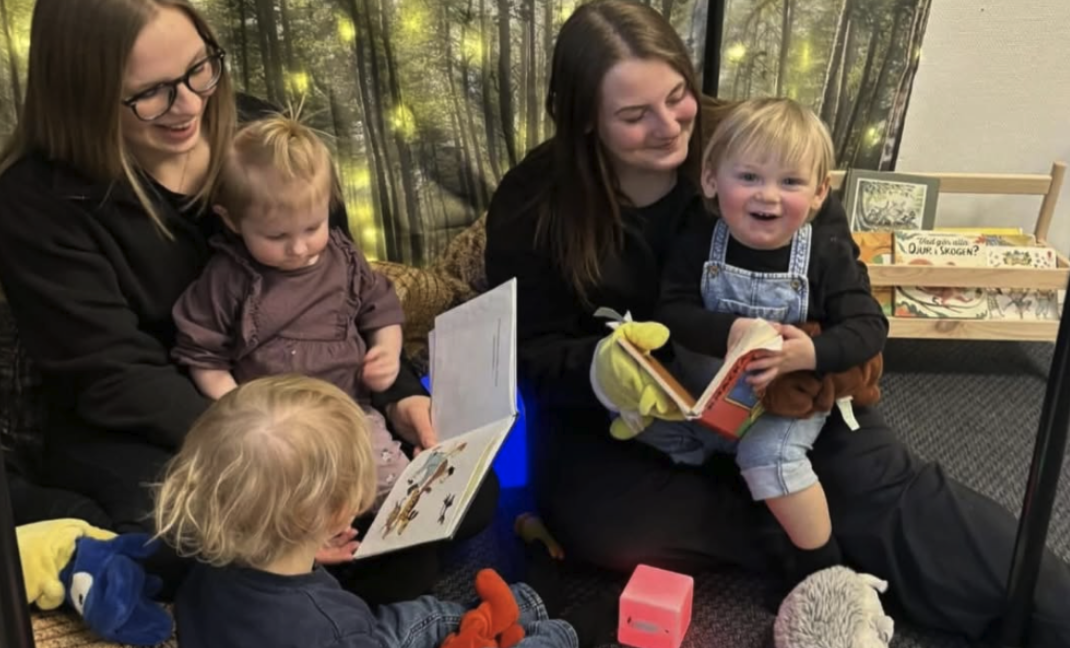 Babycafé på Förskolan Finjasjöpark i Hässleholm.